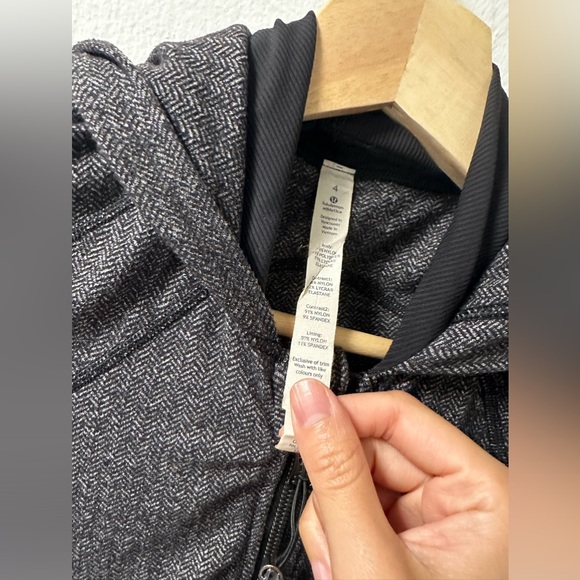 Lululemon Define Jackets - Picture 2 of 3